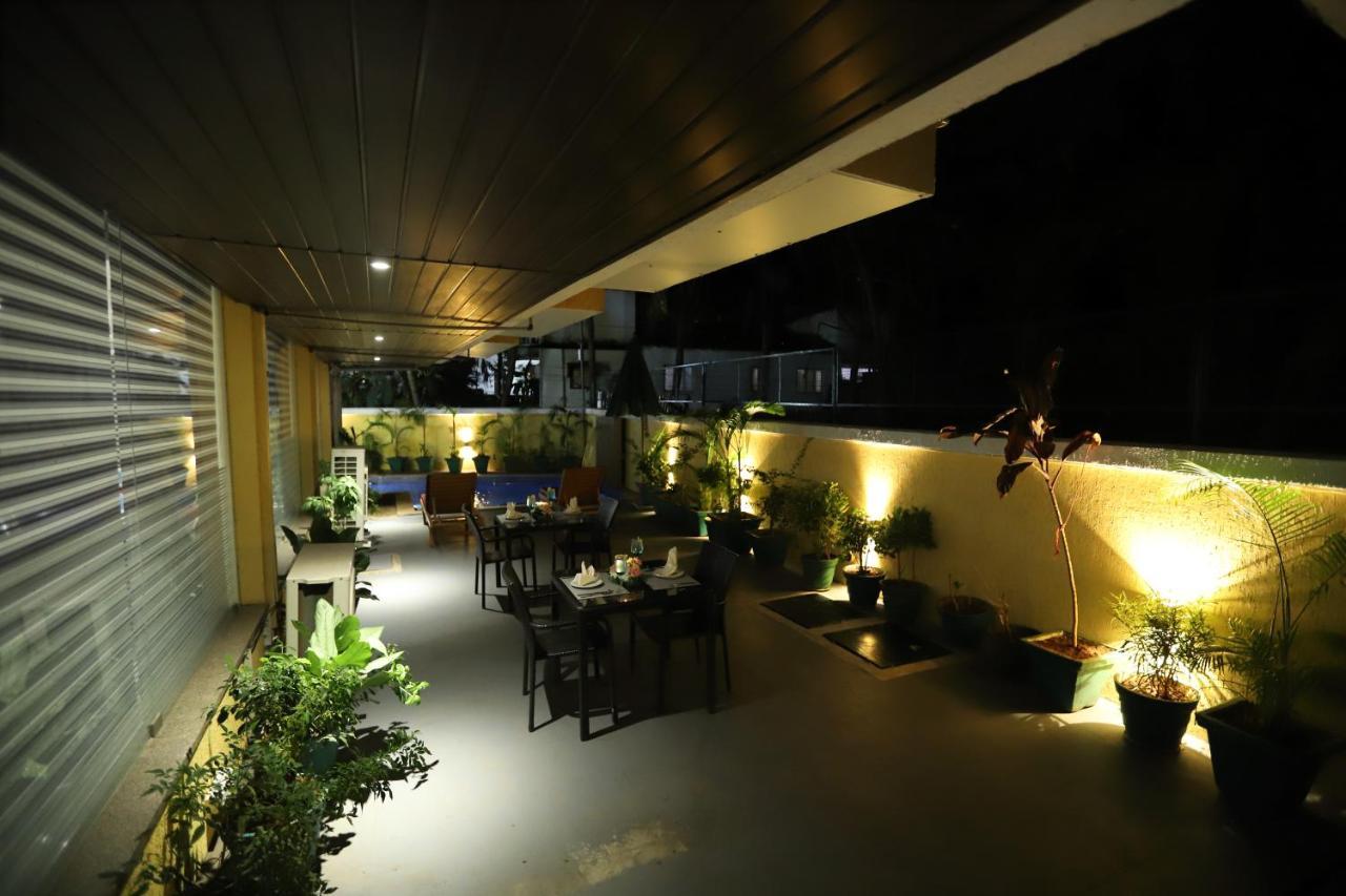 Zip By Spree Hotels Hyde Goa Candolim Exterior foto